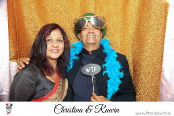 Chistina & Ruwin Wedding Photo-Booth (114)