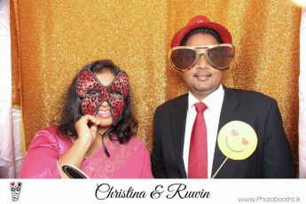 Chistina & Ruwin Wedding Photo-Booth (115)