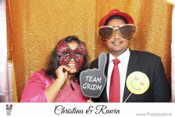 Chistina & Ruwin Wedding Photo-Booth (116)