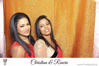 Chistina & Ruwin Wedding Photo-Booth (127)