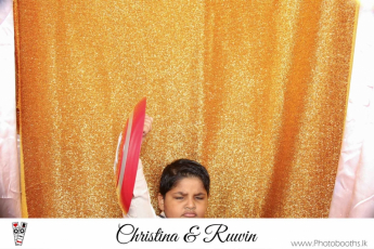 Chistina & Ruwin Wedding Photo-Booth (193)