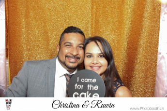 Chistina & Ruwin Wedding Photo-Booth (198)