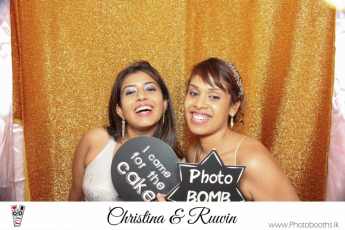 Chistina & Ruwin Wedding Photo-Booth (234)