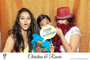 Chistina & Ruwin Wedding Photo-Booth (35)