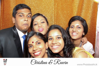 Chistina & Ruwin Wedding Photo-Booth (59)