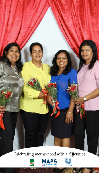 photo-booth-pictures-mothers-day (30)